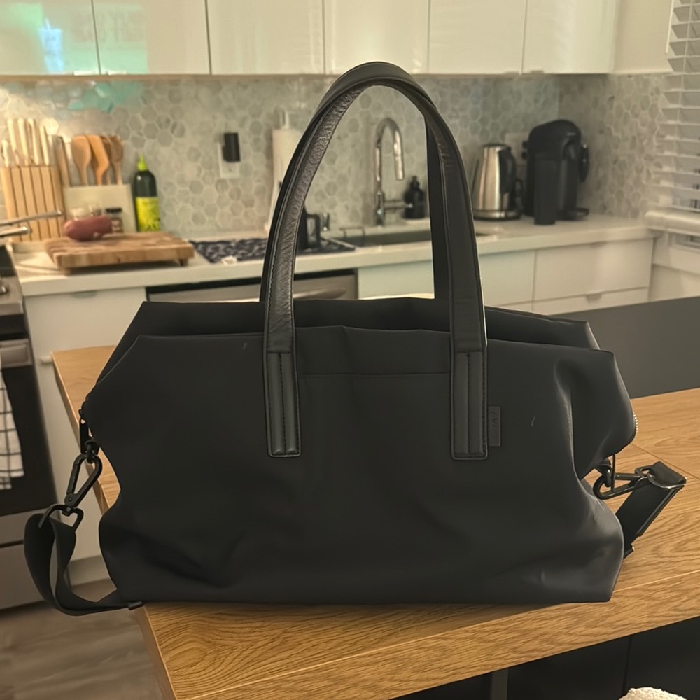Away Black Everywhere Bag Black